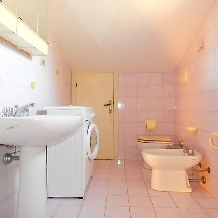 Lägenhet S164 - Sirolo, Meravigliosa Con Giardino *