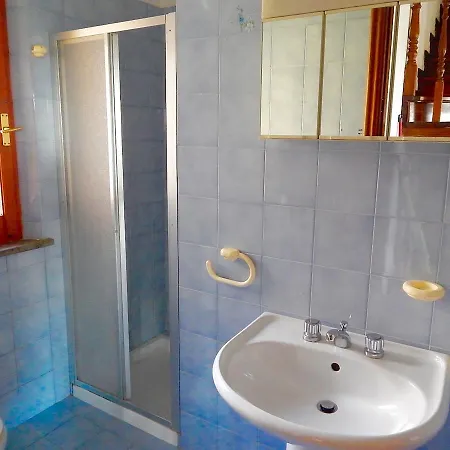 S164 - Sirolo, Meravigliosa Con Giardino
